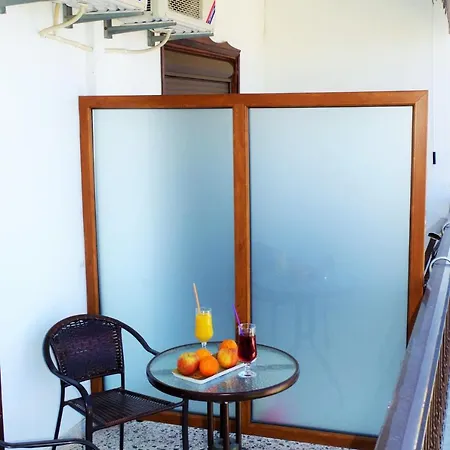 Sotiras בית הארחה