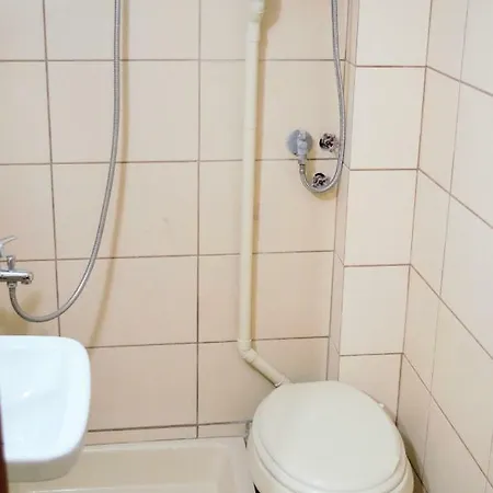 Sotiras בית הארחה