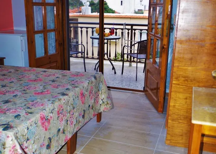 招待所 Sotiras 3*