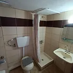 ゲストハウス Sotiras