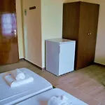 Sotiras ゲストハウス