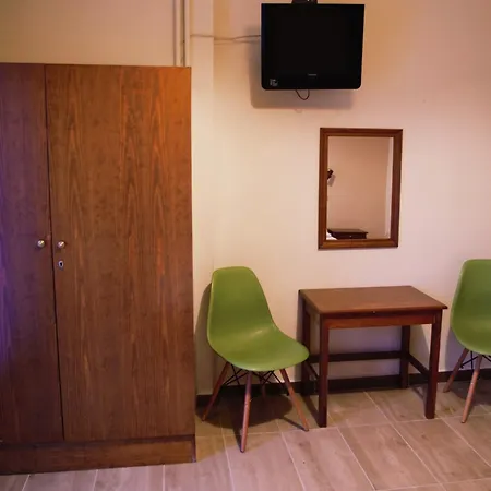 Sotiras Skála Sotíros